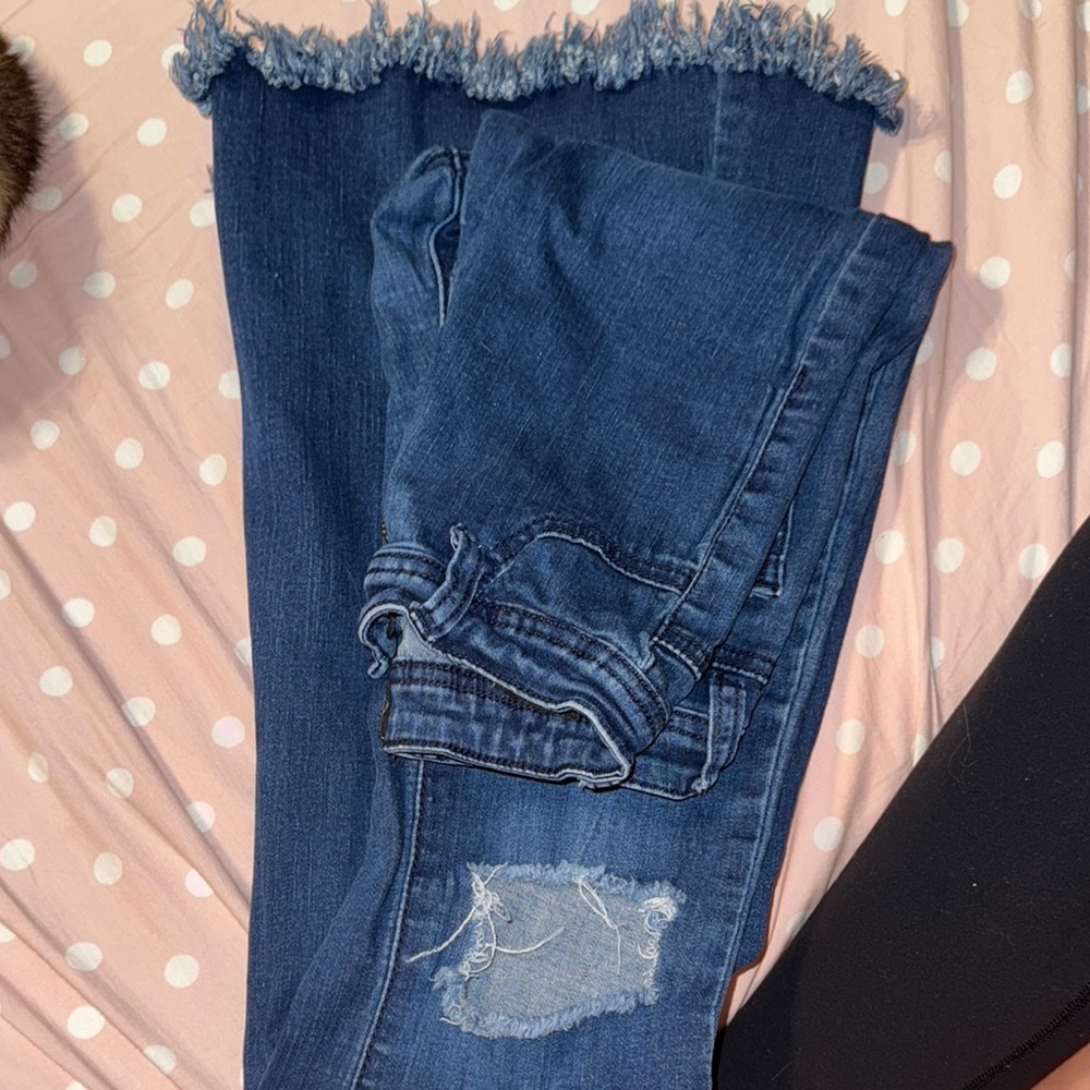 Stylish Blue Distressed Women Jeans